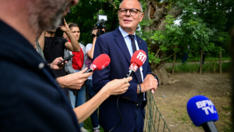 Face à la crise agricole, Édouard Philippe promet une réforme de la Constitution
