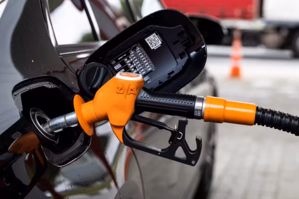 Face au risque de pénuries, la Russie assouplit les normes de qualité des carburants