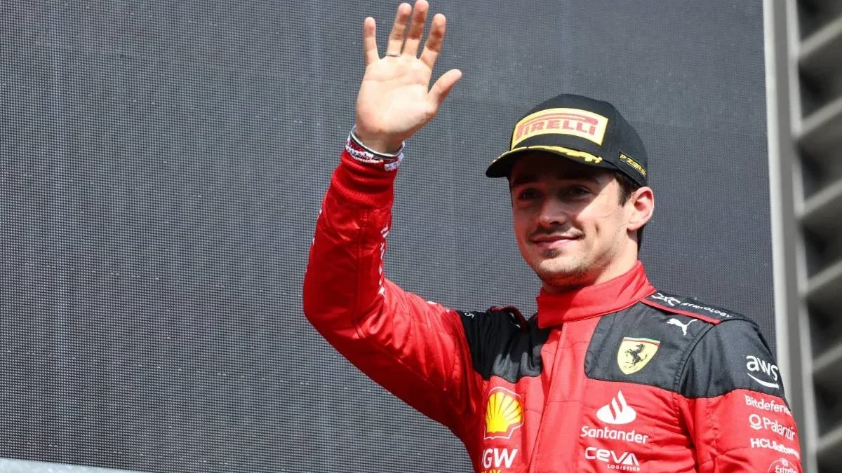 Formule 1 : Charles Leclerc prolonge son contrat avec Ferrari avant son Grand Prix à domicile