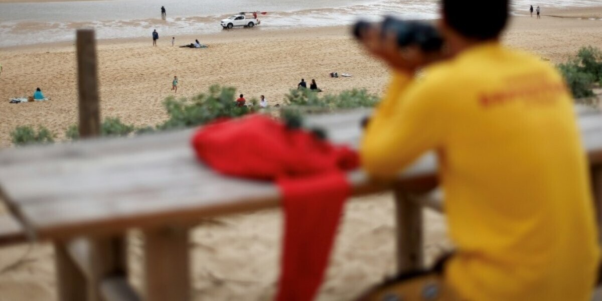 Gironde : après quatre noyades en dix jours, les communes du littoral réclament davantage de moyens pour surveiller les plages