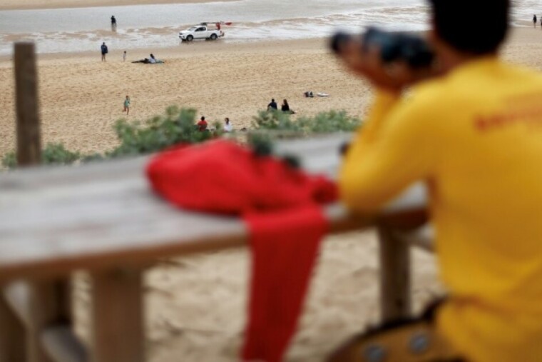 Gironde : après quatre noyades en dix jours, les communes du littoral réclament davantage de moyens pour surveiller les plages