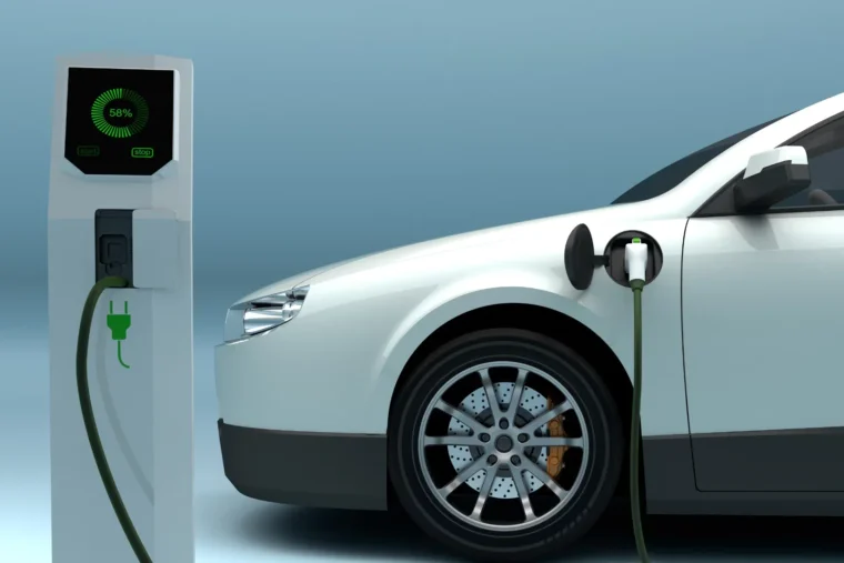 Le marché automobile français progresse de 3,7% en mai avec un bond des électriques
