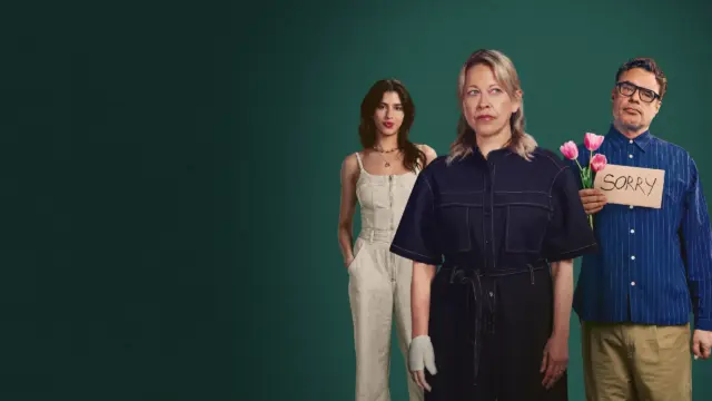 Alice et Steve : triplement primée à Canneseries, la comédie acide sur l'amitié trahie débarque sur Disney+