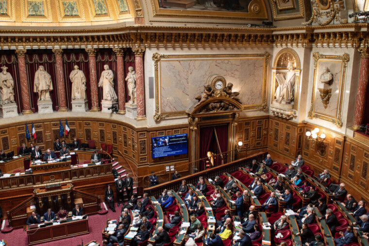 Clause de conscience dans l'édition : le Sénat rejette l'amendement, mais renforce les droits des auteurs