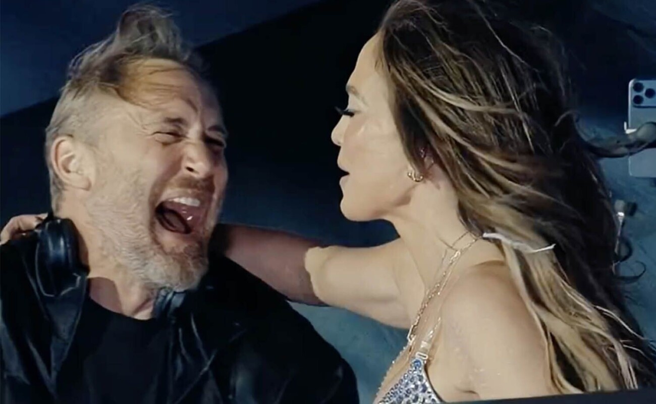 David Guetta électrise le Stade de France avec Jennifer Lopez et Akon en invités surprise