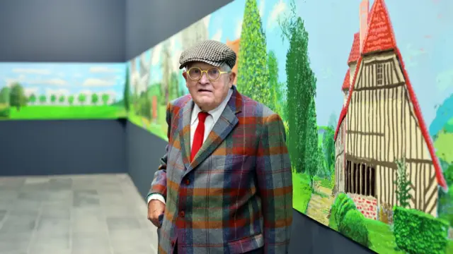 David Hockney, géant du pop art et peintre de la lumière, s'est éteint à 88 ans