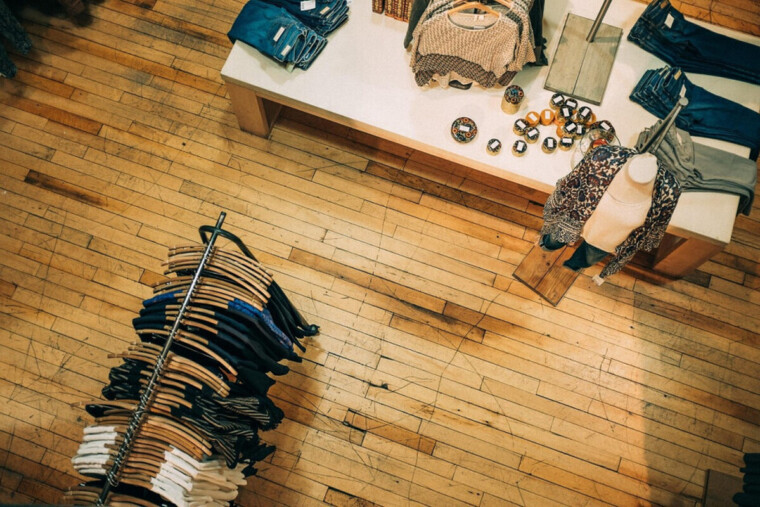 Textile : les Français ont acheté encore plus de neuf en 2025