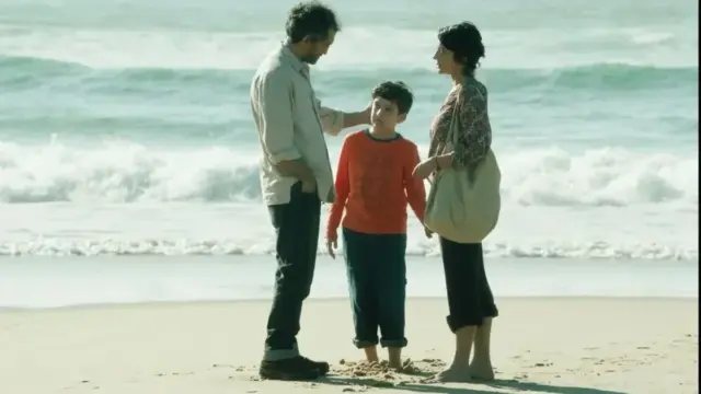 « L’Étrangère » : quand l’amour surgit au milieu de l’exil