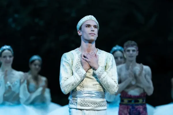 Thomas Docquir, premier Belge sacré danseur étoile à l’Opéra de Paris — photo