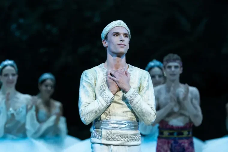 Thomas Docquir, premier Belge sacré danseur étoile à l’Opéra de Paris