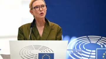Cate Blanchett lance une plateforme pour protéger l’identité des citoyens face à l’intelligence artificielle