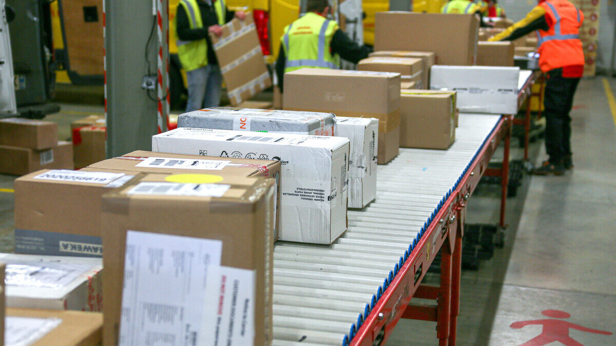 Île-de-France : 315 millions de colis livrés en un an, l’explosion du e-commerce met les routes sous pression