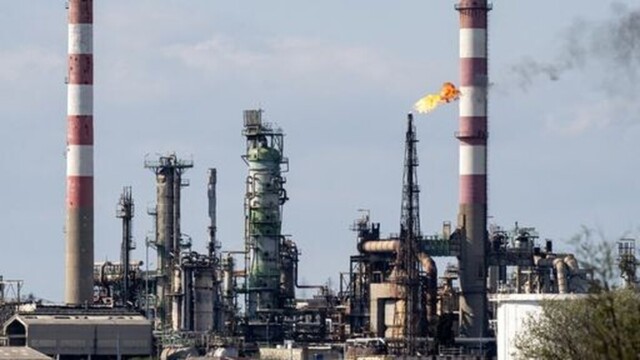 Israël frappe une usine pétrochimique iranienne malgré les appels au calme de Trump Israël frappe une usine pétrochimique iranienne malgré les appels au calme de Trump