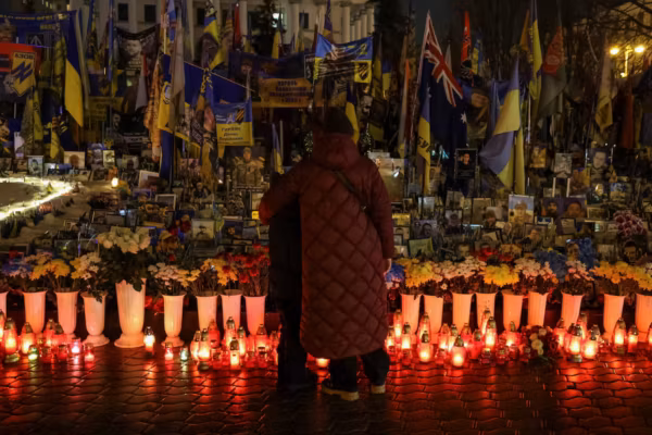 L’Ukraine accuse la Russie de recruter des adolescentes pour assassiner des soldats ukrainiens