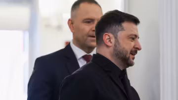 La Pologne retire à Zelensky sa plus haute distinction sur fond de tensions historiques