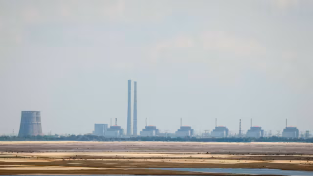 La centrale nucléaire de Zaporijia reconnectée au réseau après un cessez-le-feu localisé négocié par l’AIEA