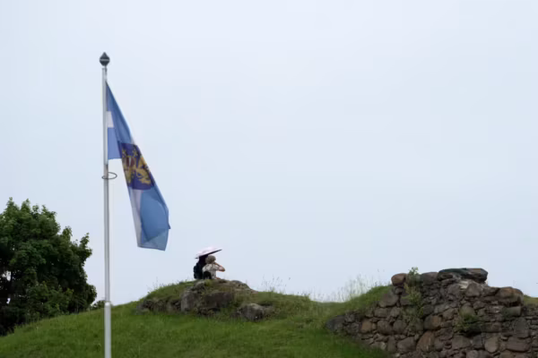 La peur des drones ukrainiens fait fuir les touristes dans l’est de la Lettonie