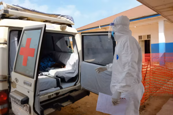 La riposte à Ebola en RDC fragilisée par des pénuries et l’insécurité