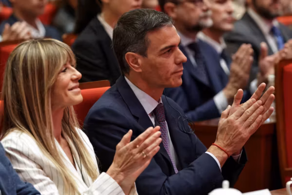 Le Parlement espagnol appelle Pedro Sánchez à démissionner dans un vote symbolique sur fond de scandales de corruption
