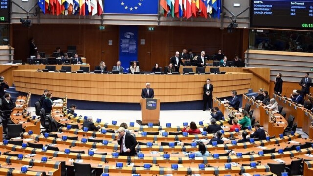 Le Parlement européen s'apprête à ouvrir la voie à une nouvelle génération d'OGM Le Parlement européen s'apprête à ouvrir la voie à une nouvelle génération d'OGM