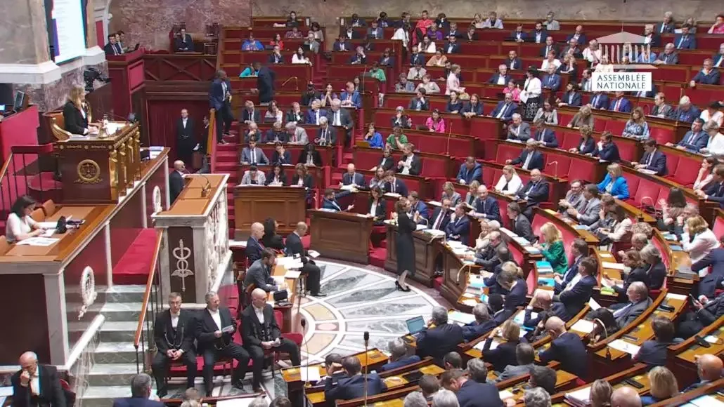 Parliament recognizes the harm suffered by minors from Réunion who were relocated to mainland France.
