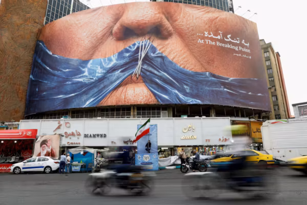 L'Iran et les États-Unis s'accusent mutuellement de violer le cessez-le-feu et intensifient les frappes