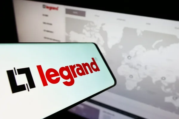 Legrand annonce la suppression de 178 postes en France et la fermeture de quatre sites d’ici 2028Legrand annonce la suppression de 178 postes en France et la fermeture de quatre sites d’ici 2028