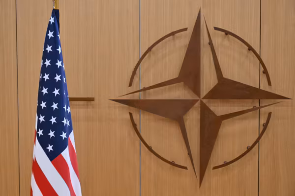 Les États-Unis envisagent une réduction majeure de leurs forces aériennes et navales déployées pour l’OTAN en Europe