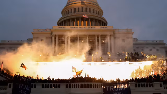 Les alliés de Trump explorent une nouvelle voie juridique pour indemniser les victimes de la “militarisation” de l’État