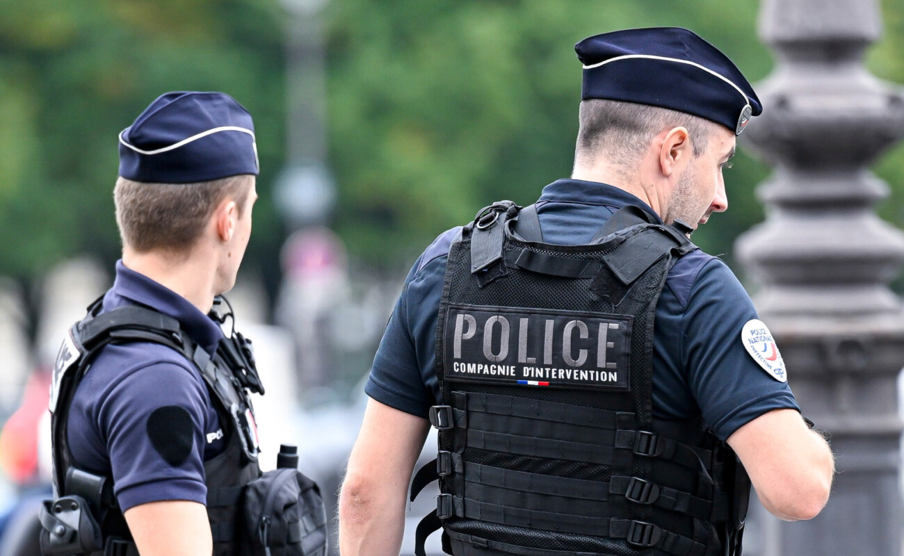 Martigues : une jeune femme de 25 ans tuée de 58 coups de couteau, son compagnon écroué