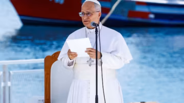Migrants : le pape Léon XIV met en garde contre “l’indifférence qui tue” lors d’une visite aux Canaries