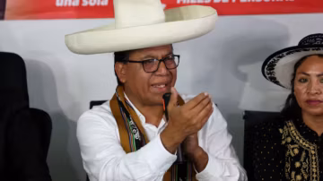 Pérou : Sanchez conteste les résultats et dénonce une fraude alors que Fujimori maintient une avance très serrée