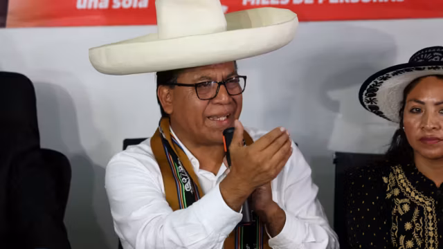 Pérou : Sanchez conteste les résultats et dénonce une fraude alors que Fujimori maintient une avance très serrée — photo