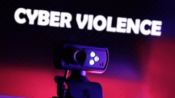 Pologne : jusqu’à cinq ans de prison pour les diffusions en ligne de violences extrêmes