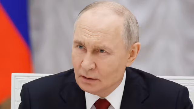 Poutine annonce le développement d’un système satellitaire de contrôle des drones militaires, selon l’agence Ifax