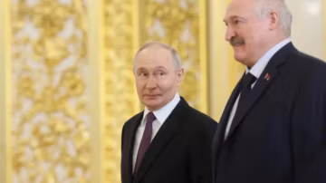 Poutine et Loukachenko se rencontrent en pleine montée des tensions autour de la guerre en Ukraine