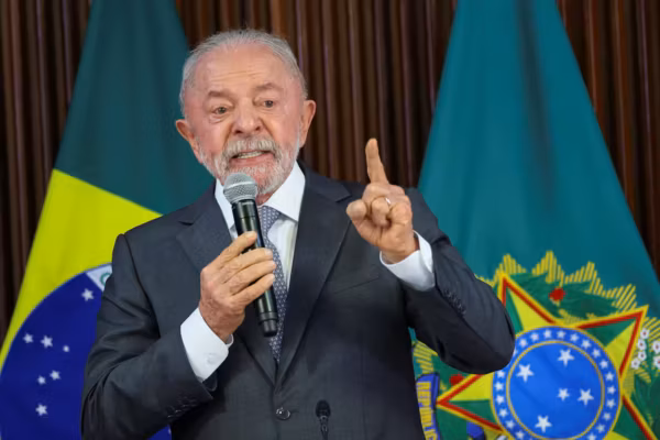 Présidentielle au Brésil : Lula garde l’avantage face à Bolsonaro, selon un nouveau sondage
