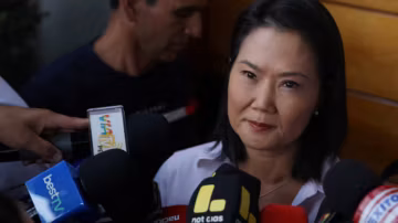 Présidentielle au Pérou : Keiko Fujimori creuse légèrement l’écart dans un scrutin toujours sous tension