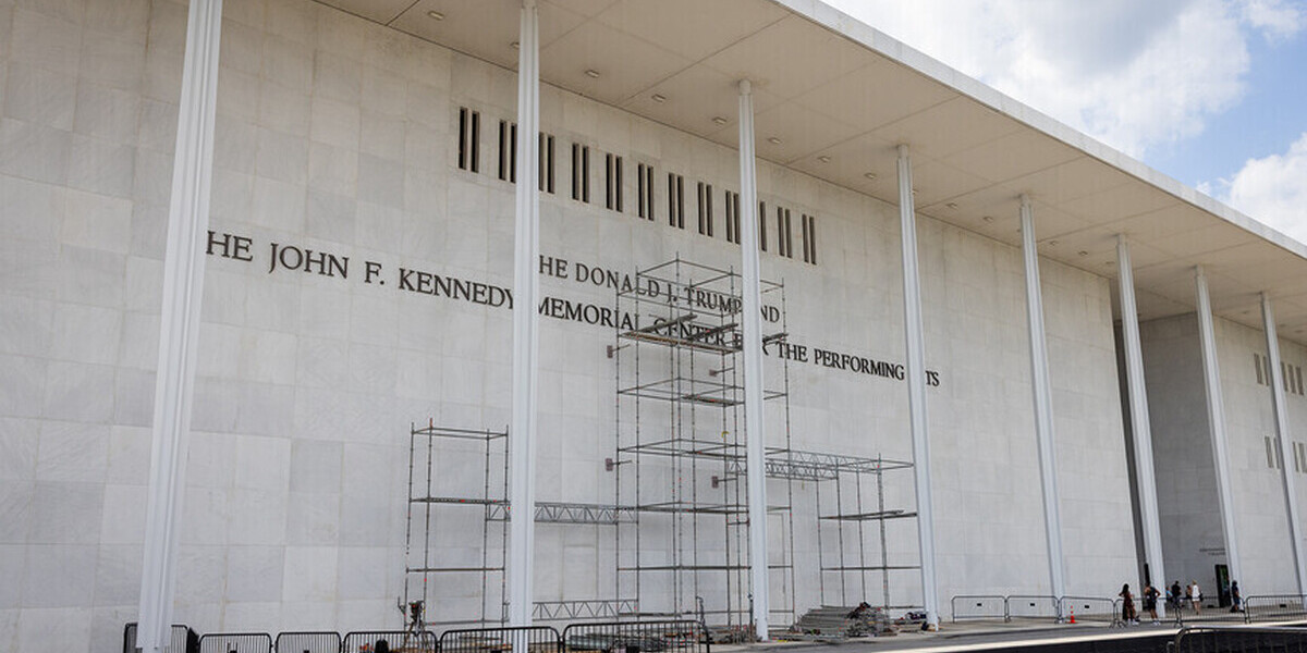 Revers pour Donald Trump : son nom retiré du prestigieux Kennedy Center après une décision de justice
