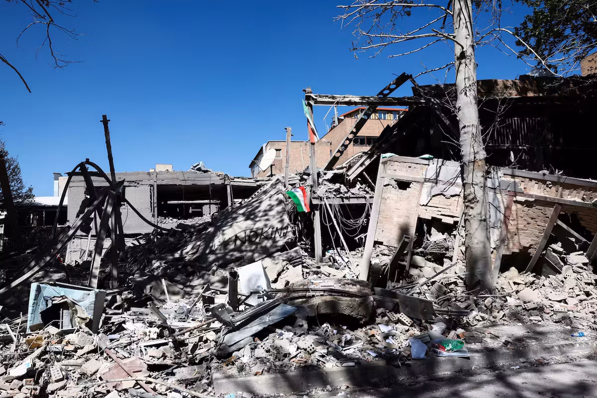 Revers pour Trump : la Chambre des représentants vote pour limiter la guerre contre l’Iran