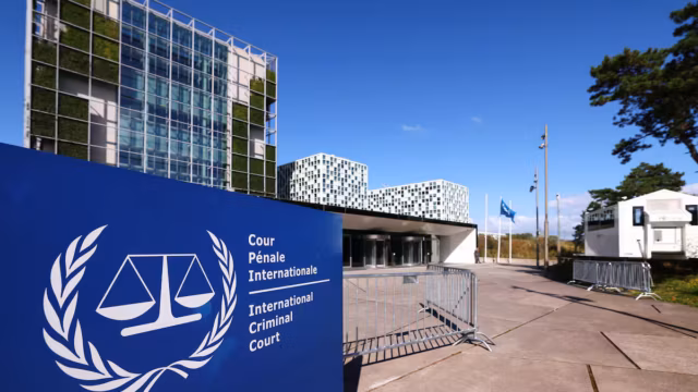 Sanctions contre la CPI : trois juges attaquent l’administration Trump en justice