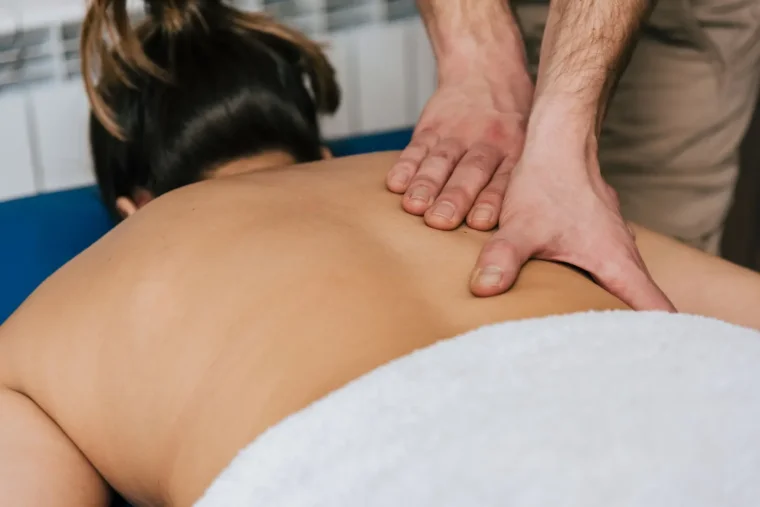 Strasbourg : un ostéopathe jugé pour viols et agressions sexuelles sur 22 patientes