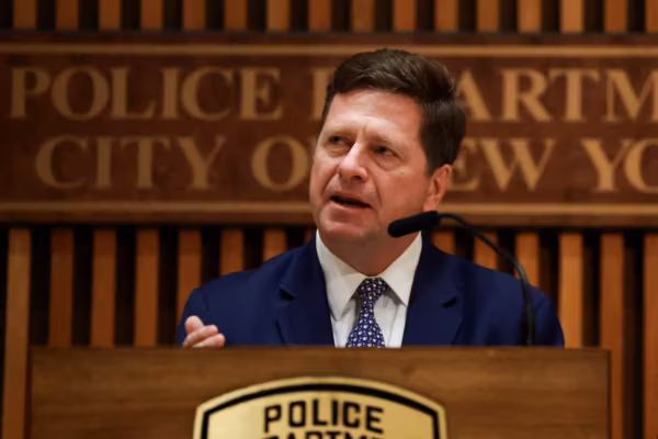 Trump nomme Jay Clayton à la tête du renseignement américain