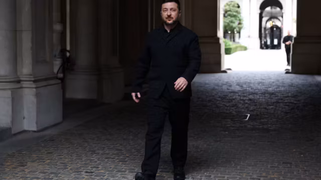 Ukraine : Zelensky salue des discussions « positives » avec les émissaires de Trump sur une issue au conflit