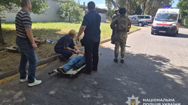 Ukraine : des frappes russes sur plusieurs grandes villes font au moins 10 morts