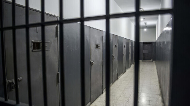 Un Palestinien emprisonné depuis 25 ans en Israël meurt en détention, des accusations de négligence médicale émergent — photo