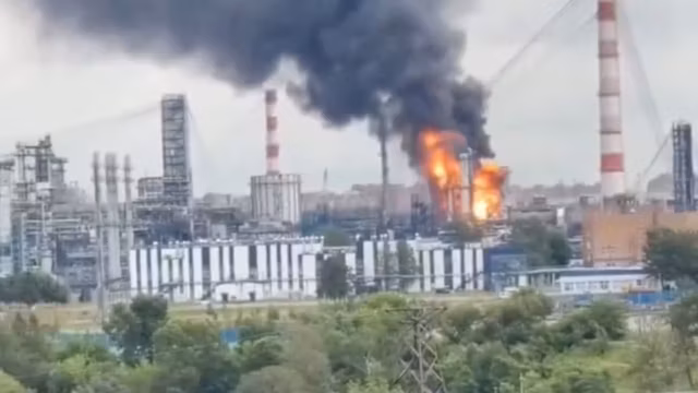 Un drone ukrainien frappe une raffinerie stratégique près de Moscou et accentue la pression sur le secteur énergétique russe
