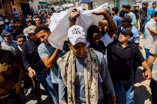 Une frappe israélienne tue trois Palestiniens à Gaza malgré le cessez-le-feu