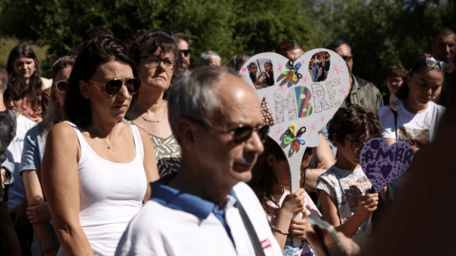 Val-d'Oise : l'émotion toujours vive un mois après le meurtre d'une mère et de ses deux filles à Villers-en-Arthies