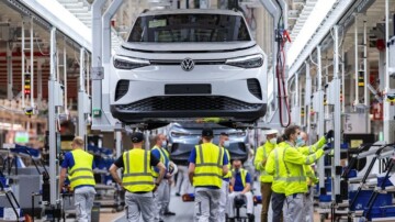Volkswagen pourrait supprimer jusqu'à 100.000 emplois en Allemagne